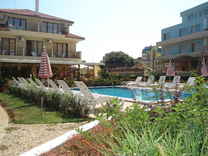 Family Hotel Muses 索佐波尔 外观 照片